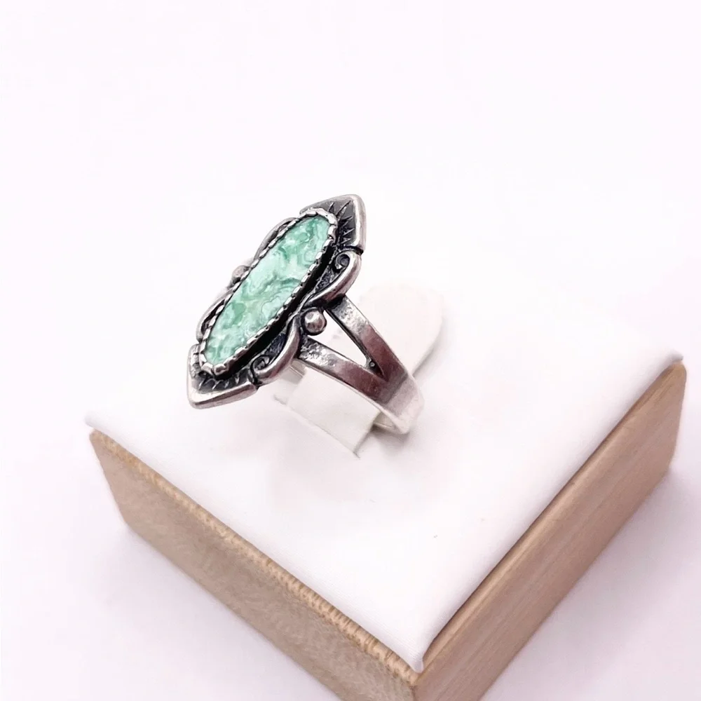 Size 6 Green Stone Bell Trading post 925 sterling silver Ring - Picture 2 of 8